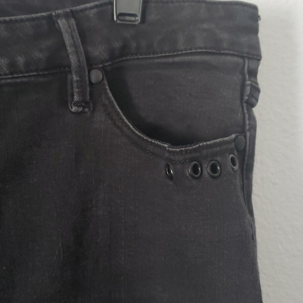 Forever 21+ Jeans - Picture 3 of 5
